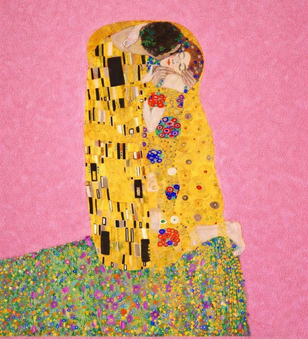 Gustav Klimt The Kiss artwork with pink background high resolution 
