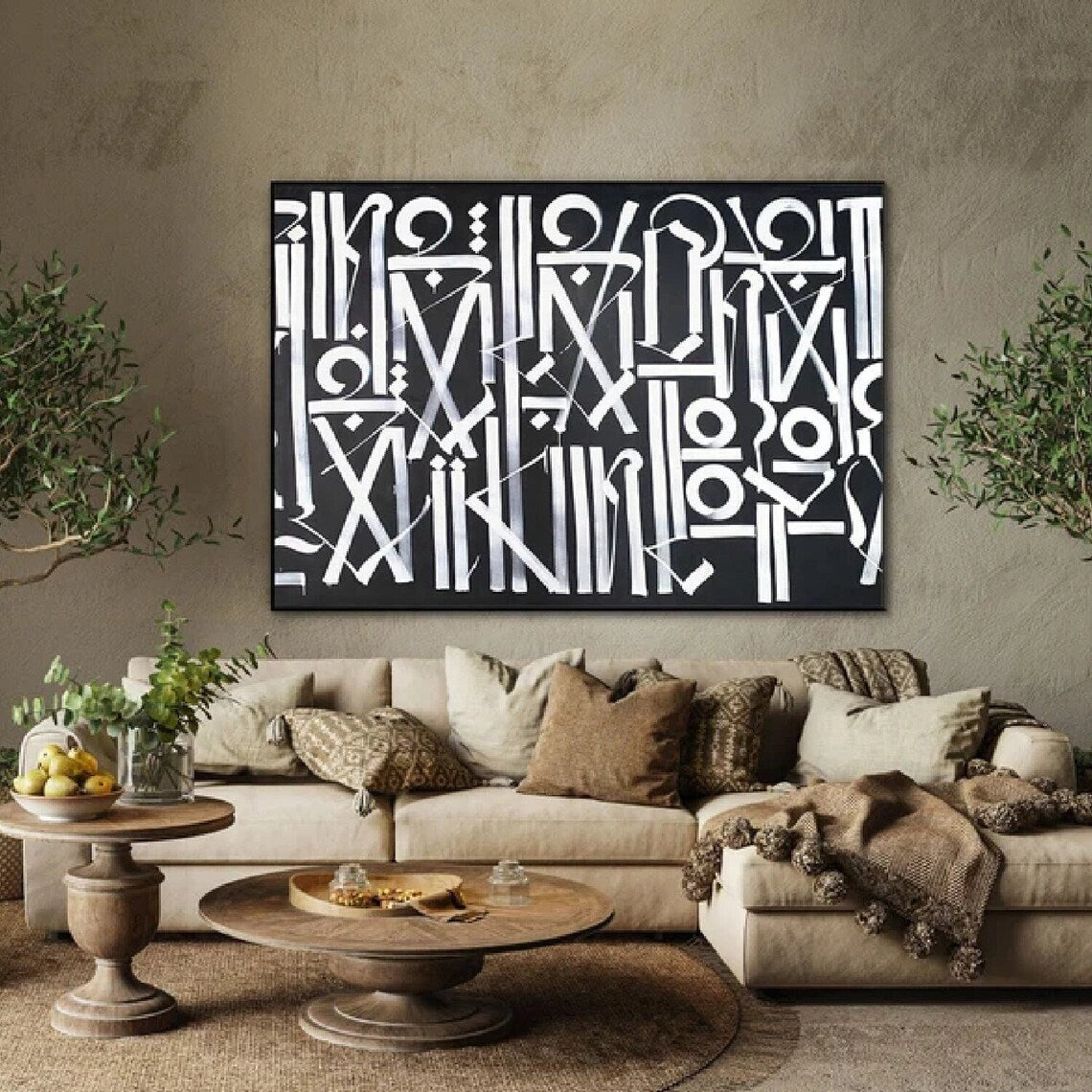 Black and White Retna-Inspired Calligraffiti Painting