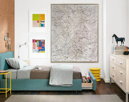 Minimalist Veined Marble Abstract Painting – Pale Grey Canvas Art with Fine Line Texture