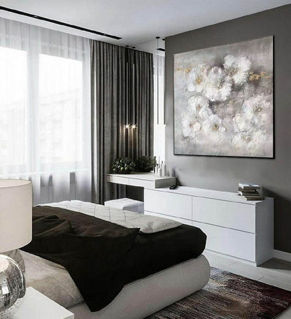 Textured White Floral Painting – Neutral 3D Botanical Canvas in Grey & Gold